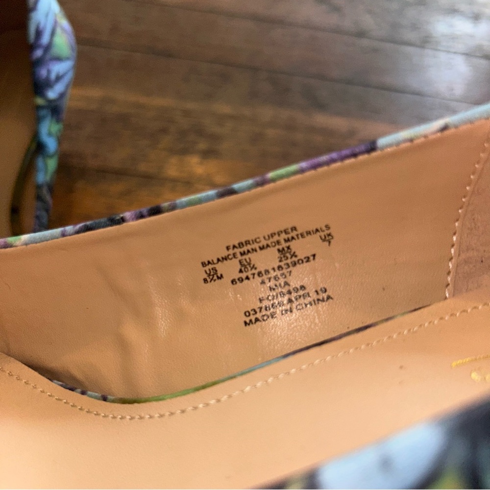 Simply Styled Floral Heels - Multicolor - Picture 7 of 10